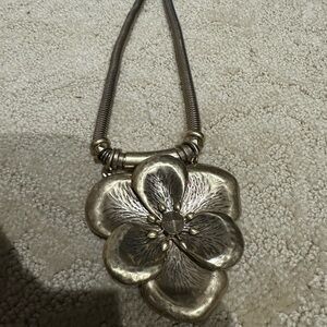 Stella and Dot statement necklace